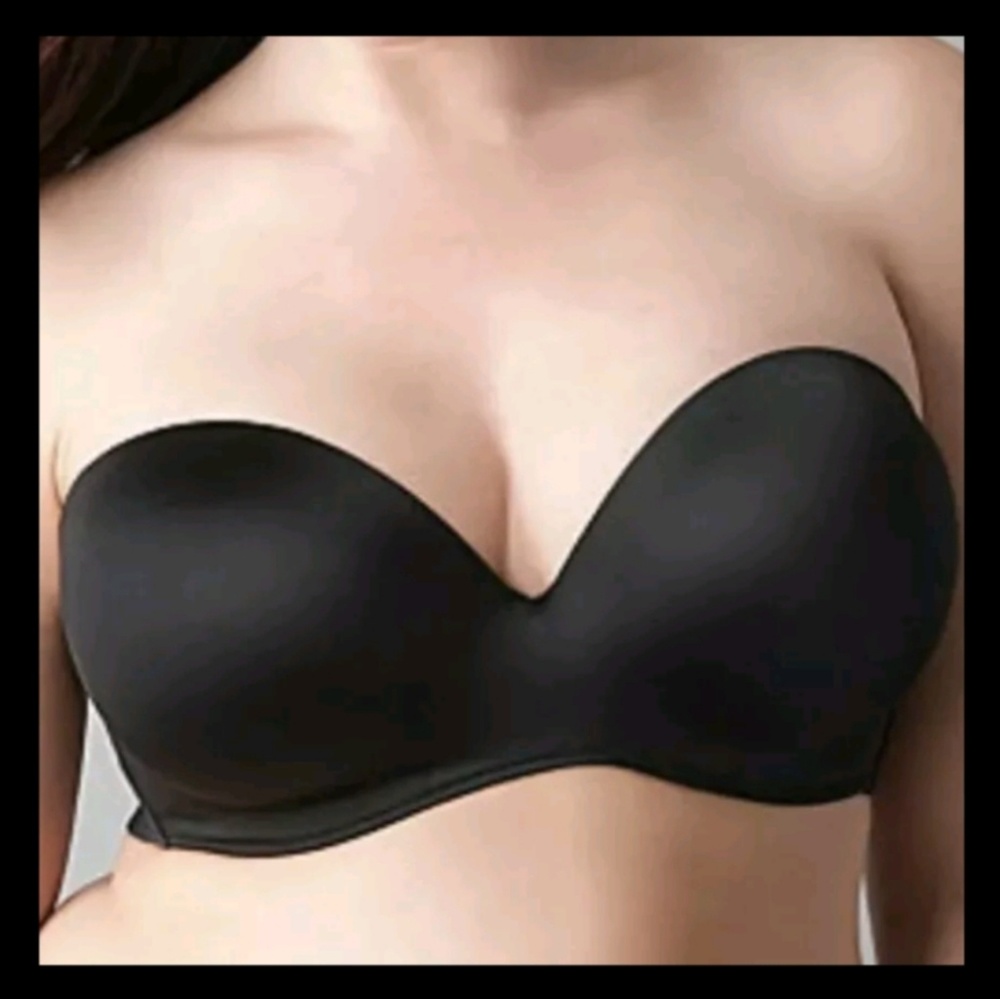 Cacique Strapless/Multi Way Bra